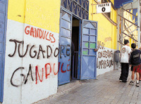 PINTADAS EN EL ESTADIO